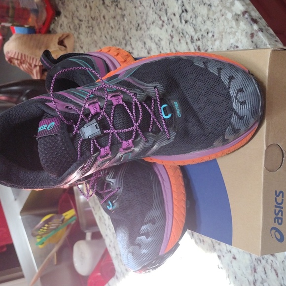 Asics Tranucvo Max Women's 9.5 - Picture 8 of 8